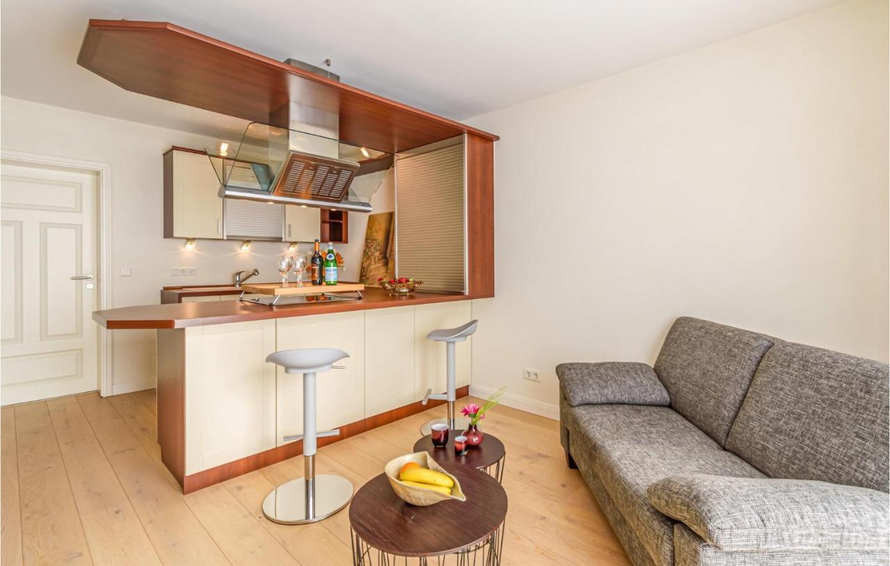 Amazing Apartment In Langenhorn With Kitchen ภายนอก รูปภาพ